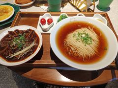 -松鹤面馆·古法焖肉面(观前店)