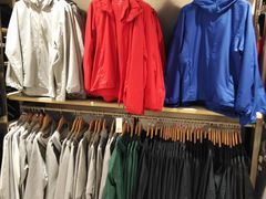 -优衣库(上海正大广场店)