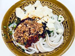 豆花荤米线-彩云豆花米线(丰云·财富广场C座店)