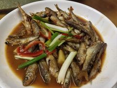 -芦茨金富饭庄·25年老字号·专做稻草鸡
