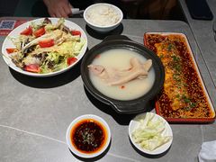 -浪李白·川小馆·跷脚牛肉(中山公园店)