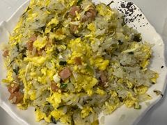 -德林酸菜鱼火锅(南丹店)
