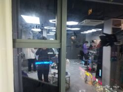 -CHANGE 美发烫染沙龙