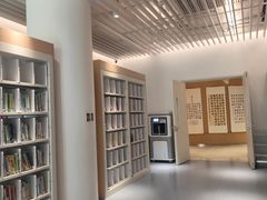 -广州市白云区图书馆