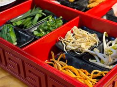 -勺子米线·云南传统小吃市集(四方街店)