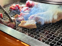 -肉甲韩国木炭烤肉(新壹街1店)