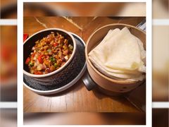 传统黑三剁配薄饼-雀舞云南菜(天津天河城购物中心店)