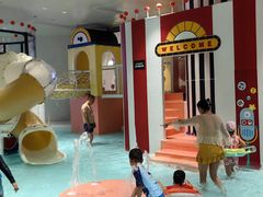 -涨巢·潮玩水疗局