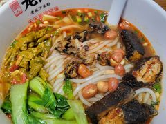 -湘人龙记老长沙米粉(鸟巢店)