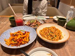 -云海肴·汽锅鸡·云南代表菜(浦江欢乐颂店)