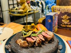 -秘密旅行Bonjour(黑金冠 江南西店)