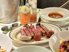 -MONICH牛排融合餐厅(和义大道购物中心店)