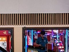 -爱玩嘉年华(龙湖源著天街店)