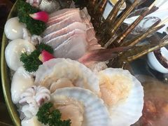 -小天鹅火锅·一线江景洪鼎旗舰店(洪崖洞店)