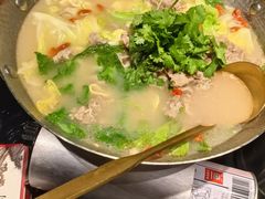 -川流不息·地道川菜·小龙虾(新松江路店)