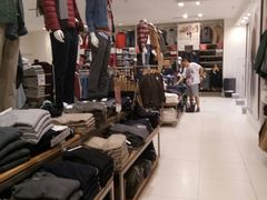 -优衣库(重庆沙坪坝印象汇店)