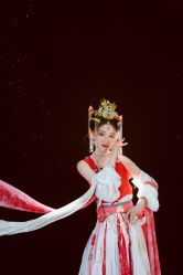 -盘子女人坊古装写真摄影