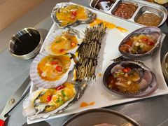 -围炉肉舍•炭烤活鳗•丹东海鲜烤肉(步行街店)