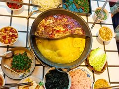 -朱光玉火锅馆(小寨原力场店)