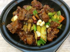 -江城燕子大排档(江汉路步行街店)