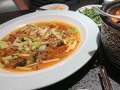 -万重锦·人文川菜馆(骡马市店)