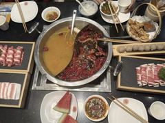 -百年川椒重庆老火锅(光谷店)