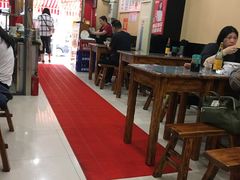 大堂-潘国仙耳光馄饨(黄家阙路店)