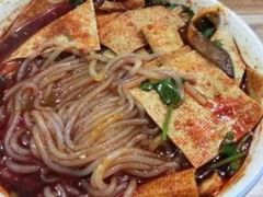 -老字号杨坡红油米线腊汁肉夹馍(东四道巷店)