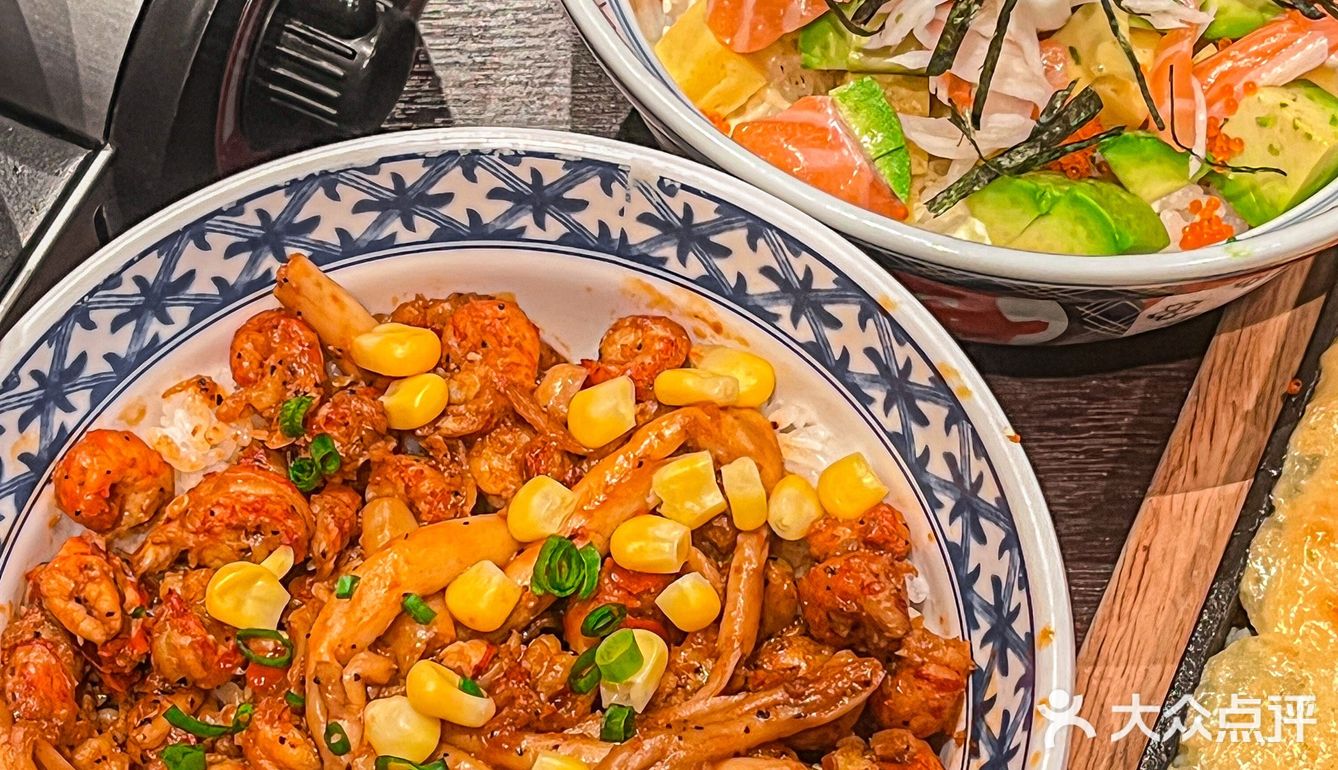 为了吃这个龙虾拌饭，专门坐高铁来了趟深圳