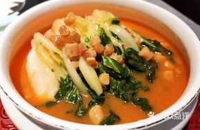Shrimp and Scallop Soup with Baby Bok Choy