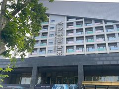 -乔波室内滑雪场