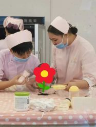 -盈月阁母婴护理中心·月子中心·月嫂育儿嫂