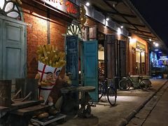 店内环境-席娜卡琳火车铁道夜市