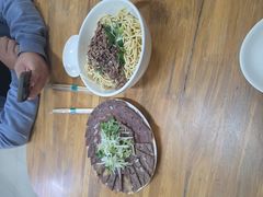 -十二忠手拉面(中华路店)
