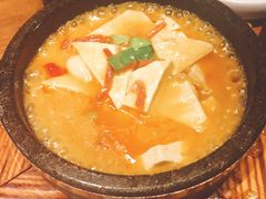 -云海肴·汽锅鸡·云南菜(天山百盛优客店)