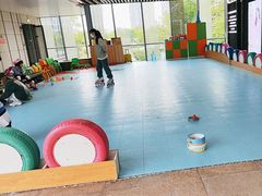 -乐翔轮滑(中庚漫游城店)