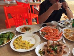 -红月湾海鲜饭店•沙滩海景(双月湾店)