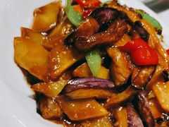 -玺炖·中国铁锅炖(虹桥天街店)
