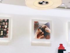 -VENCHI 闻绮(上海佛罗伦萨小镇店)