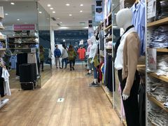 -优衣库(上海虹口龙之梦店)