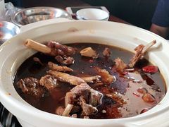 -亿诣蝎府炸酱面羊蝎子火锅(酷车小镇店)