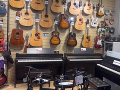 -柏斯音乐(北京荟聚购物中心)