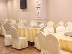 -维也纳酒店(成都春熙路李家沱地铁站店)