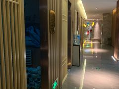 -水立方国际汤泉(六一中路店)