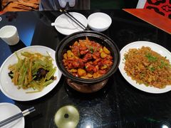 -皇城根·烤鸭·鱼头·家常菜(欧亚大观乐活城店)