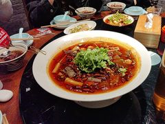 -川流不息·地道川菜·小龙虾(新松江路店)