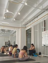 -亚太瑜伽普拉提学院