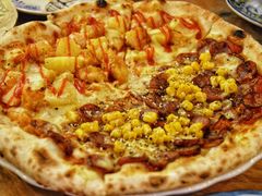 巴黎菠萝鱼披萨-盘炉forenza·云贵川融合小食堂 ( 钟楼中柳巷店)
