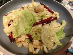 -云海肴·汽锅鸡·云南菜(天山百盛优客店)