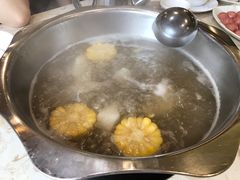 汤底的粟米-粤潮牛肉火锅店(江南大道店)